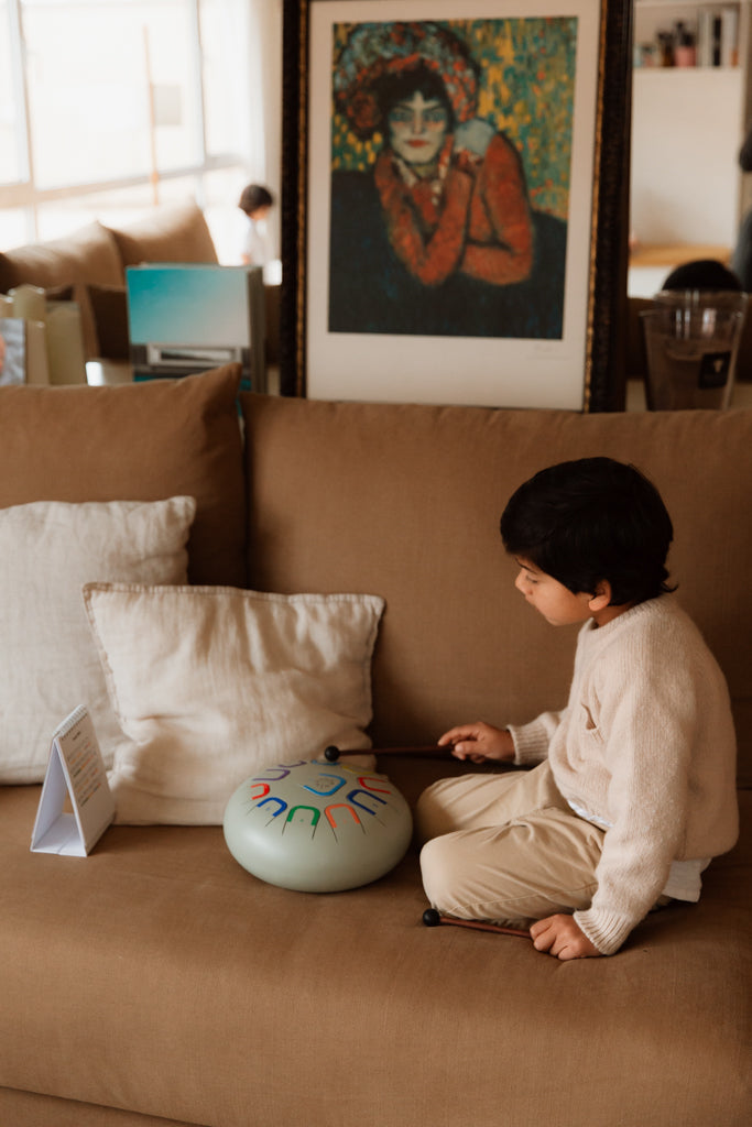 Tambú+ Stáltungutromman